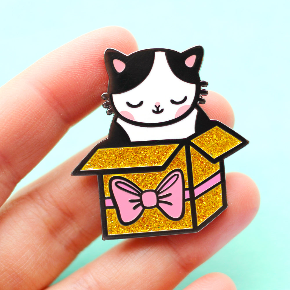 Present Kitty Pin - SALE