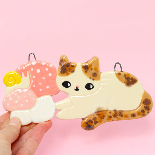 Ceramic Mushroom Cat Wall Hanging #2993
