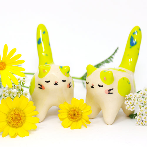 Ceramic Mini Kitty Figurine - #2828-2832