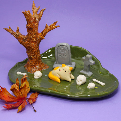 Ceramic Spooky Cemetery Cat Trinket Dish #3272