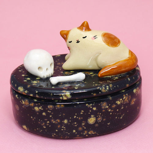 Ceramic Boneyard Cat Container with Lid #3251