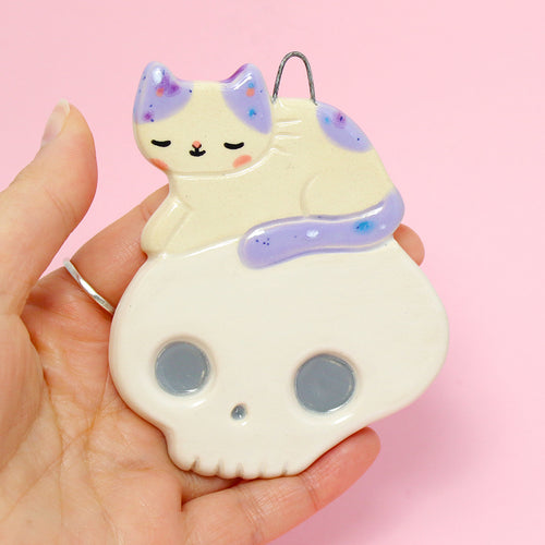 Ceramic Skull Cat Wall Hanging #2928