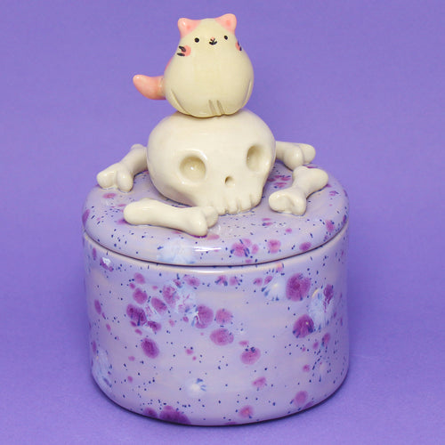 Ceramic Boneyard Cat Container with Lid #2870
