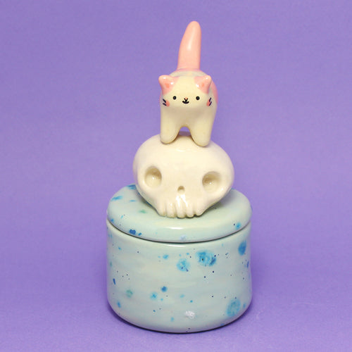 Ceramic Boneyard Cat Container with Lid #2873