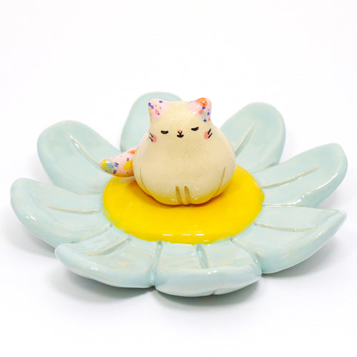 Ceramic Blue Daisy Cat Trinket Dish #3166