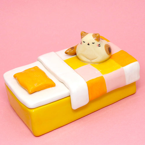 Ceramic Cat on the Bed Container with Lid #3158