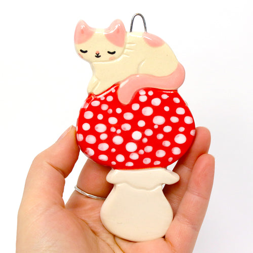Ceramic Mushroom Cat Wall Hanging #3001