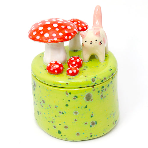 Ceramic Mushroom Cat Container with Lid #3009
