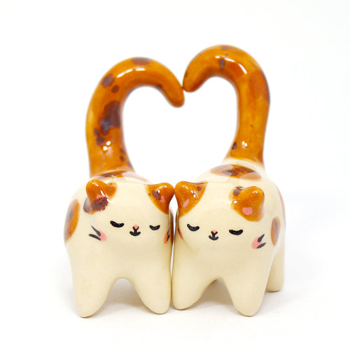 Ceramic Love Cats Set of 2 Mini Figurines #2820
